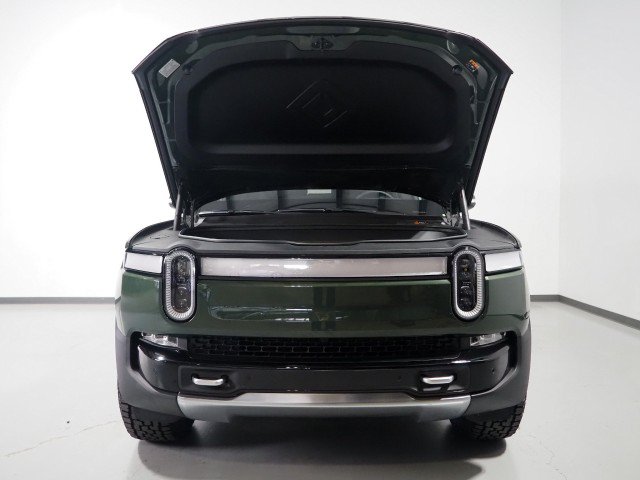 Used 2024 Rivian R1S Adventure AWD/4WD image 56
