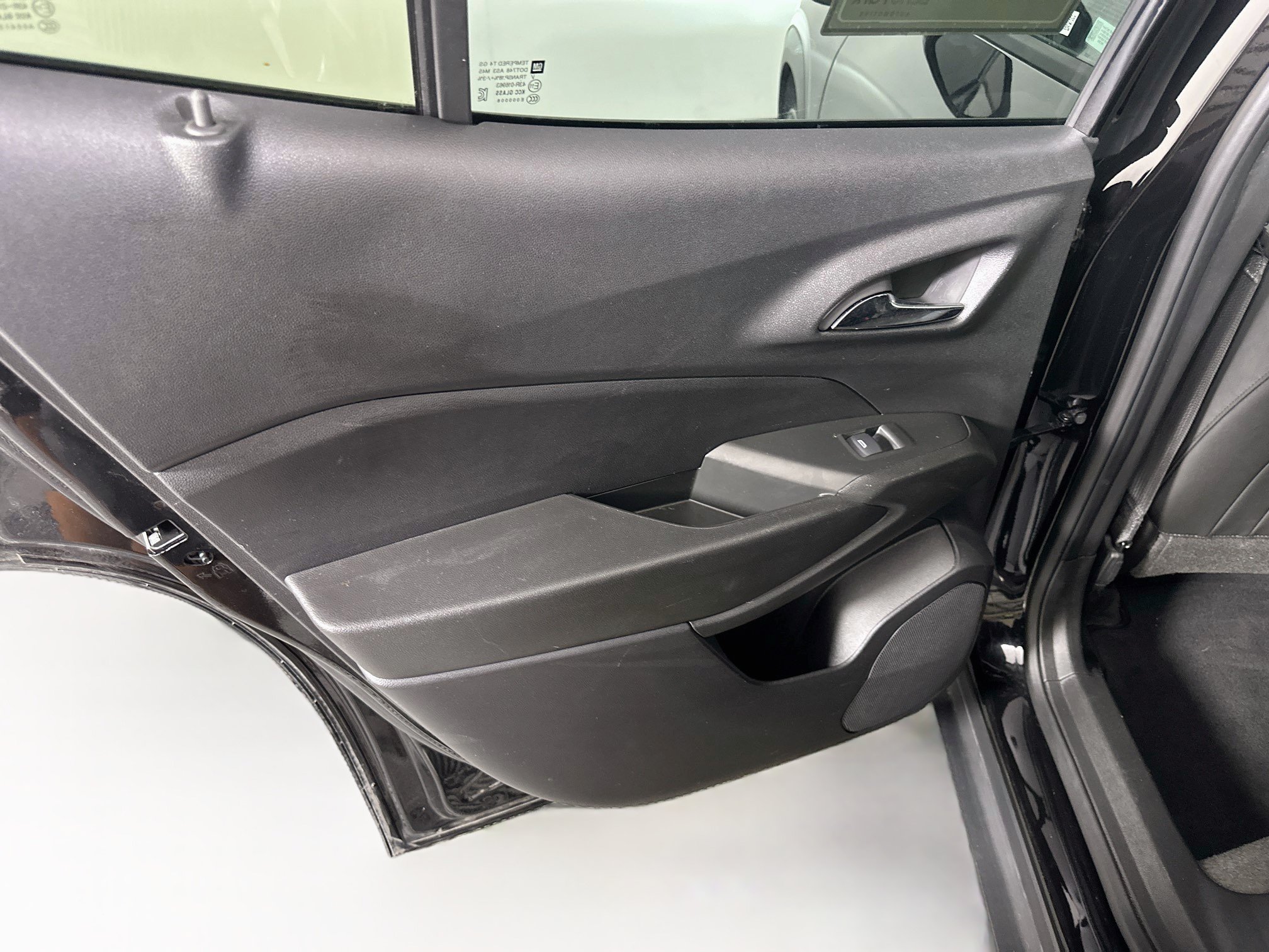 Used 2026 Chevrolet Trax LT FWD image 24