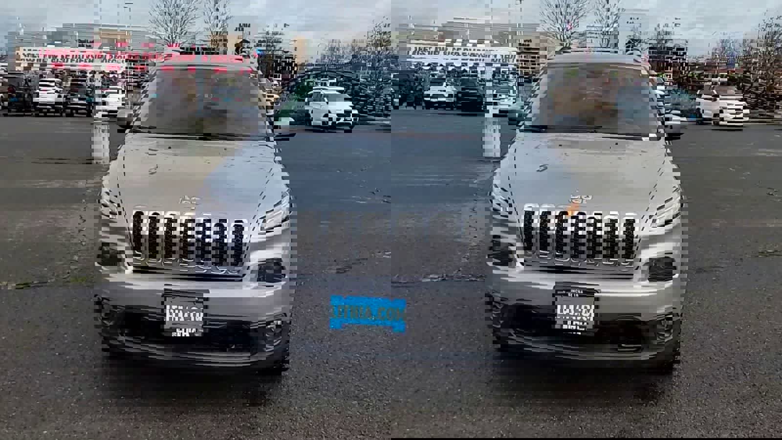 Used 2016 Jeep Cherokee Latitude image 3