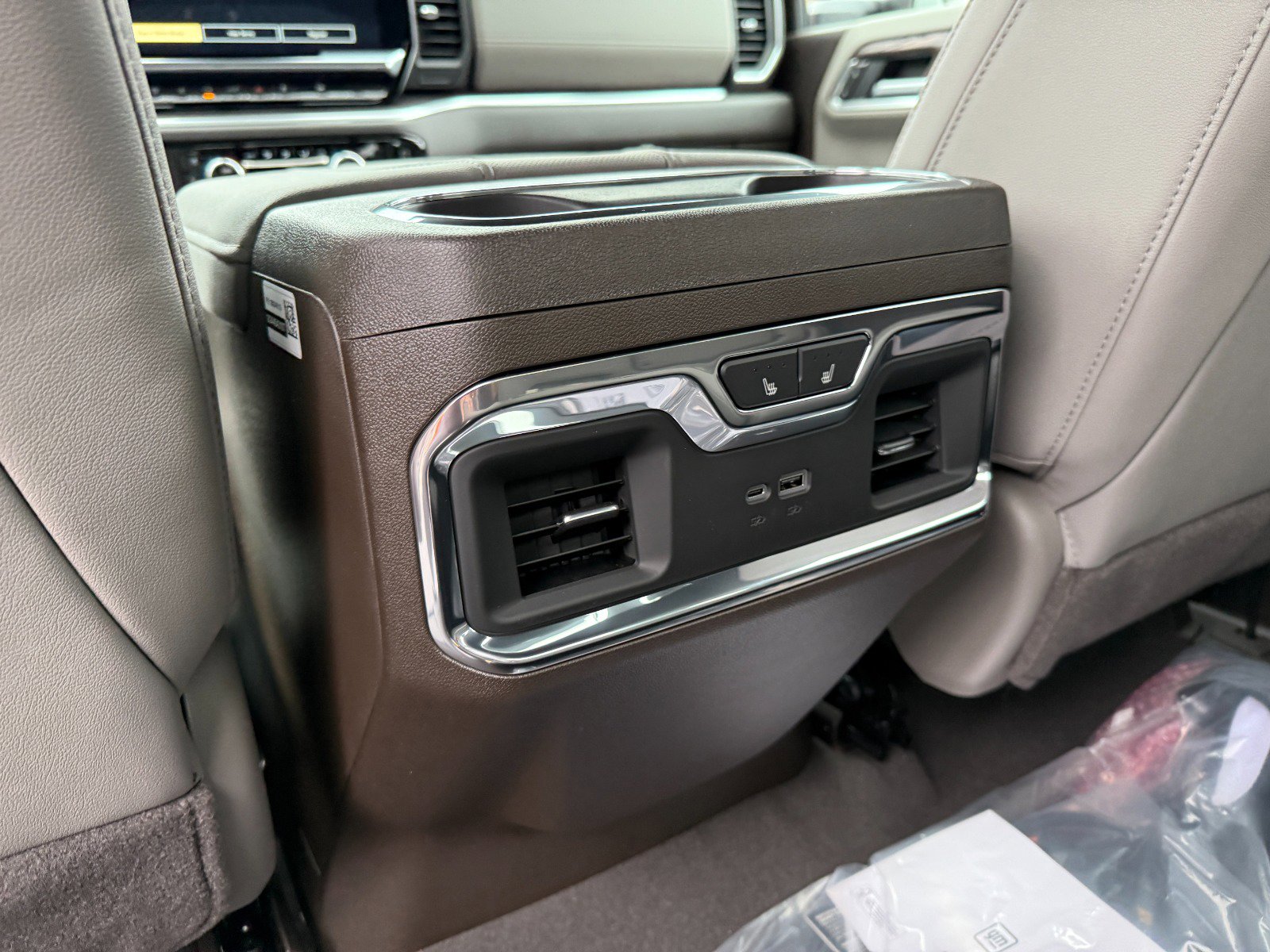 New 2026 GMC Sierra 2500 SLT w/ Max Trailering Package image 18