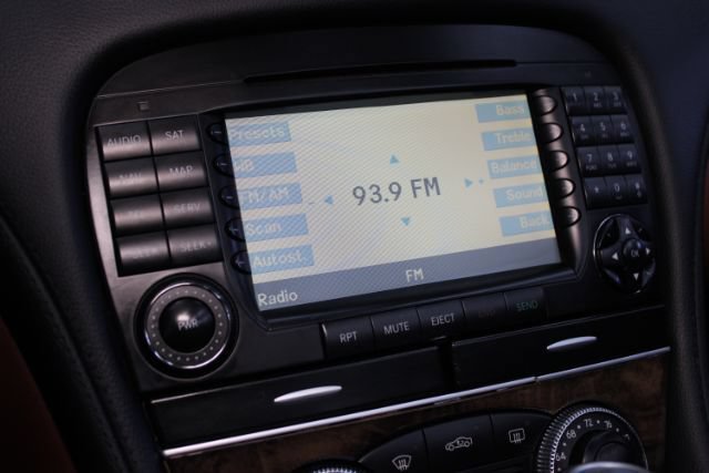 Used 2007 Mercedes-Benz SL 550 image 18