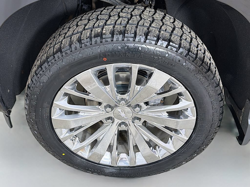 Used 2023 Chevrolet Silverado 1500 High Country AWD/4WD image 23