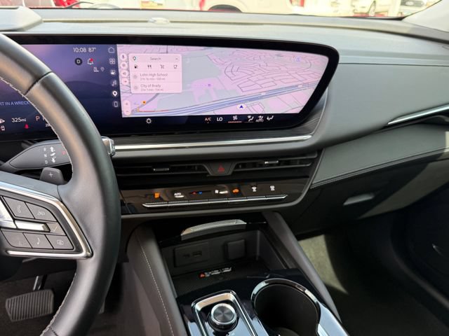 Used 2025 Buick Envision Preferred AWD/4WD image 17