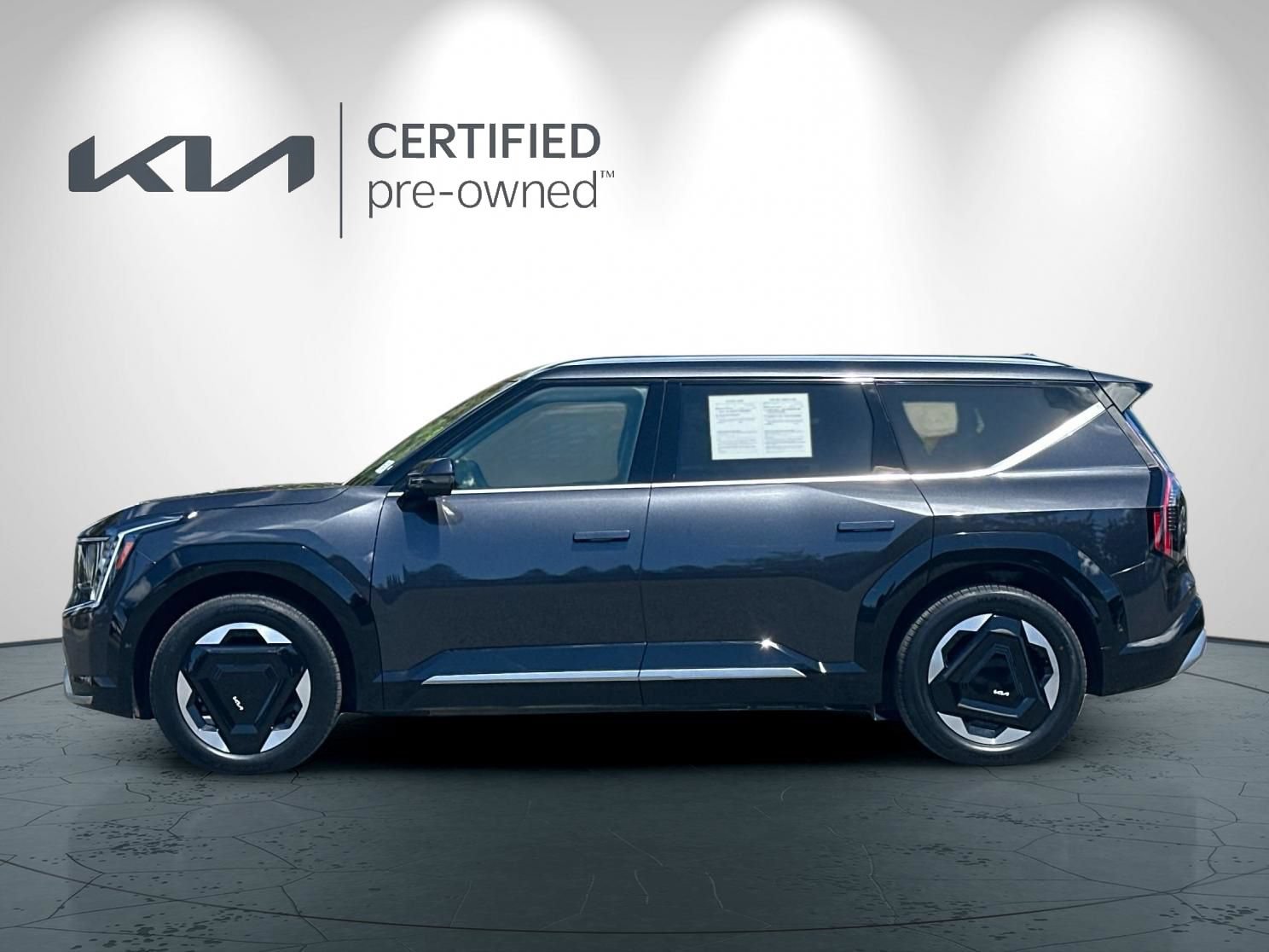 Certified 2024 Kia EV9 Land AWD/4WD image 7
