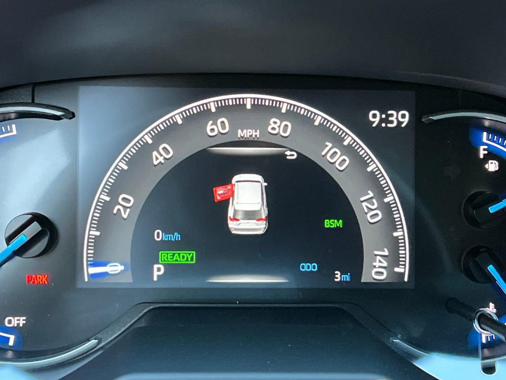 New 2025 Toyota RAV4 LE image 15