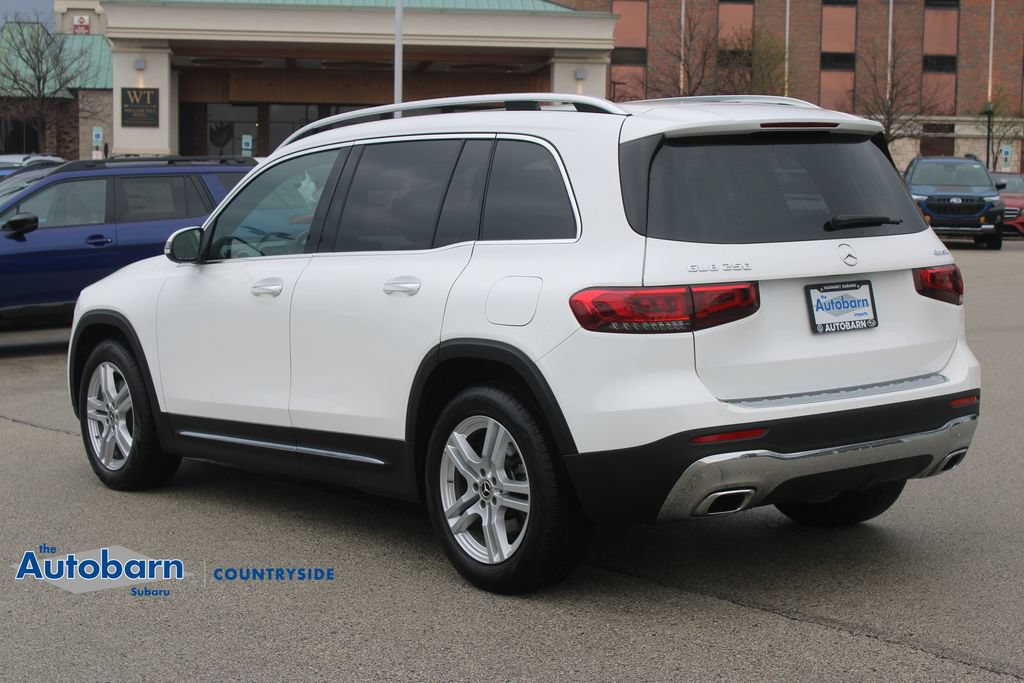 Used 2023 Mercedes-Benz GLB 250 4MATIC w/ Premium Package image 7