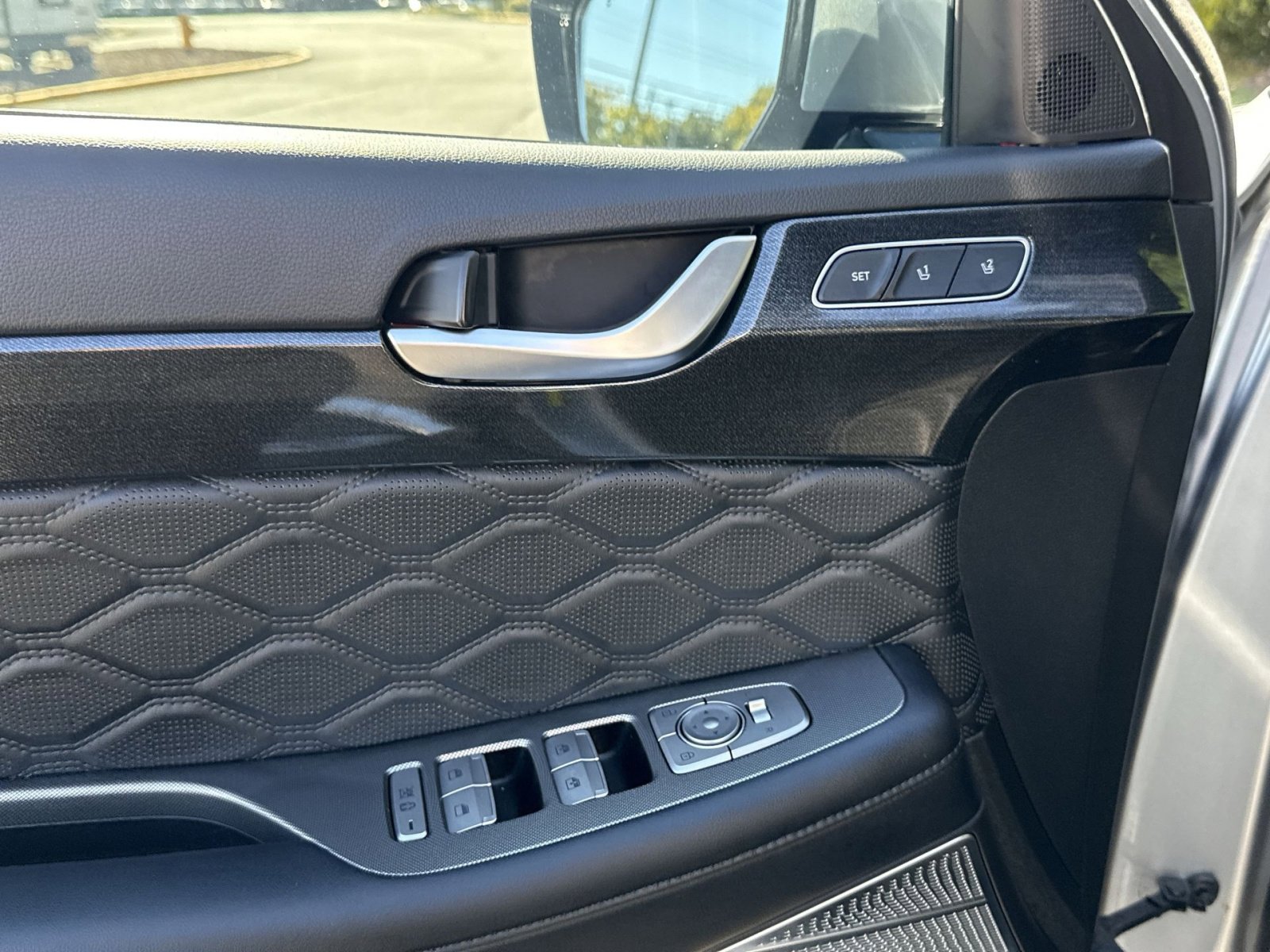 Used 2020 Hyundai Palisade Limited image 15