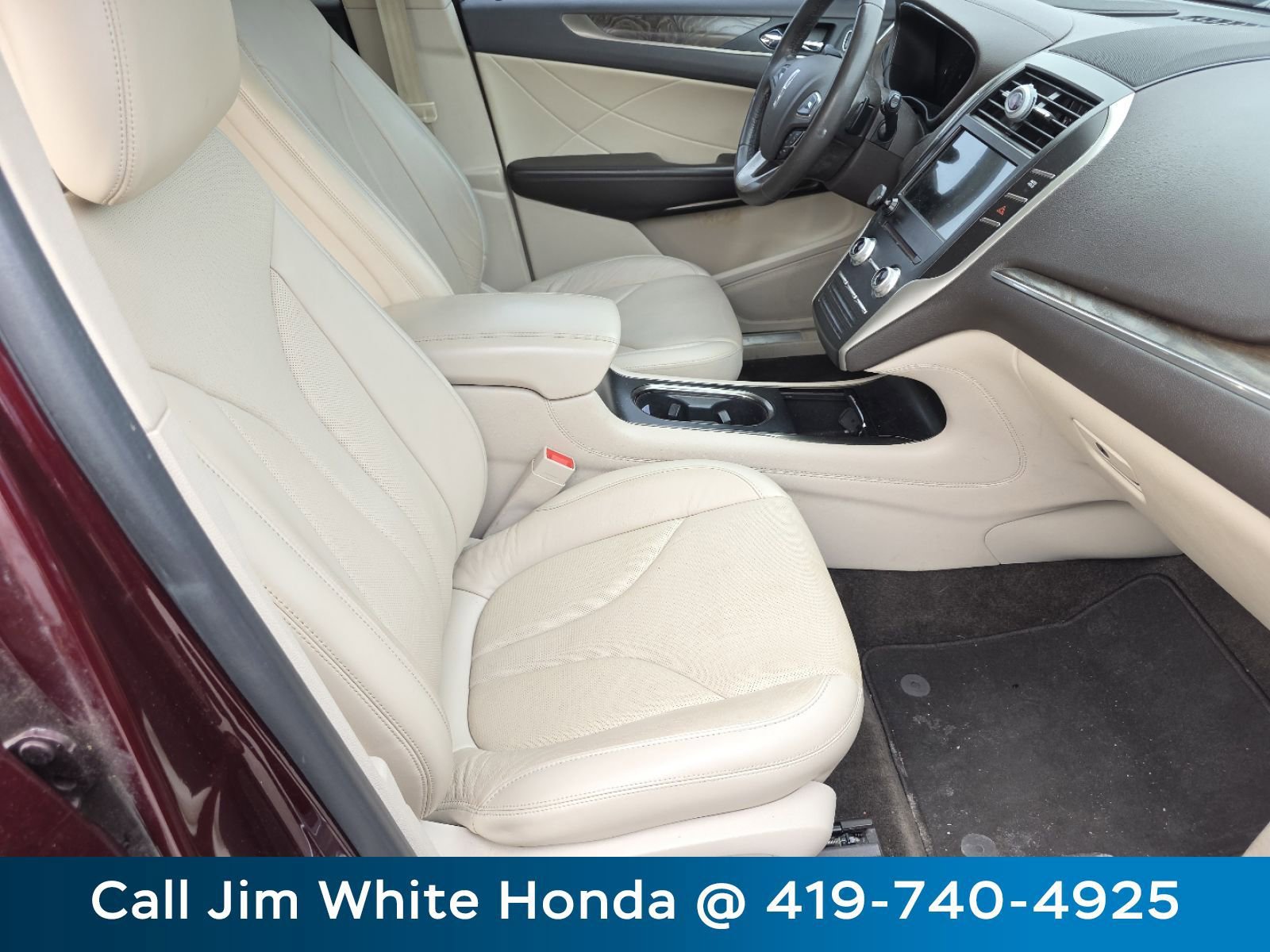 Used 2019 Lincoln MKC Reserve w/ MKC Climate Package AWD/4WD image 23