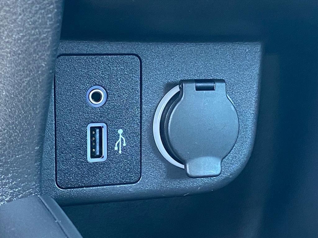 Used 2024 Nissan Kicks S image 17