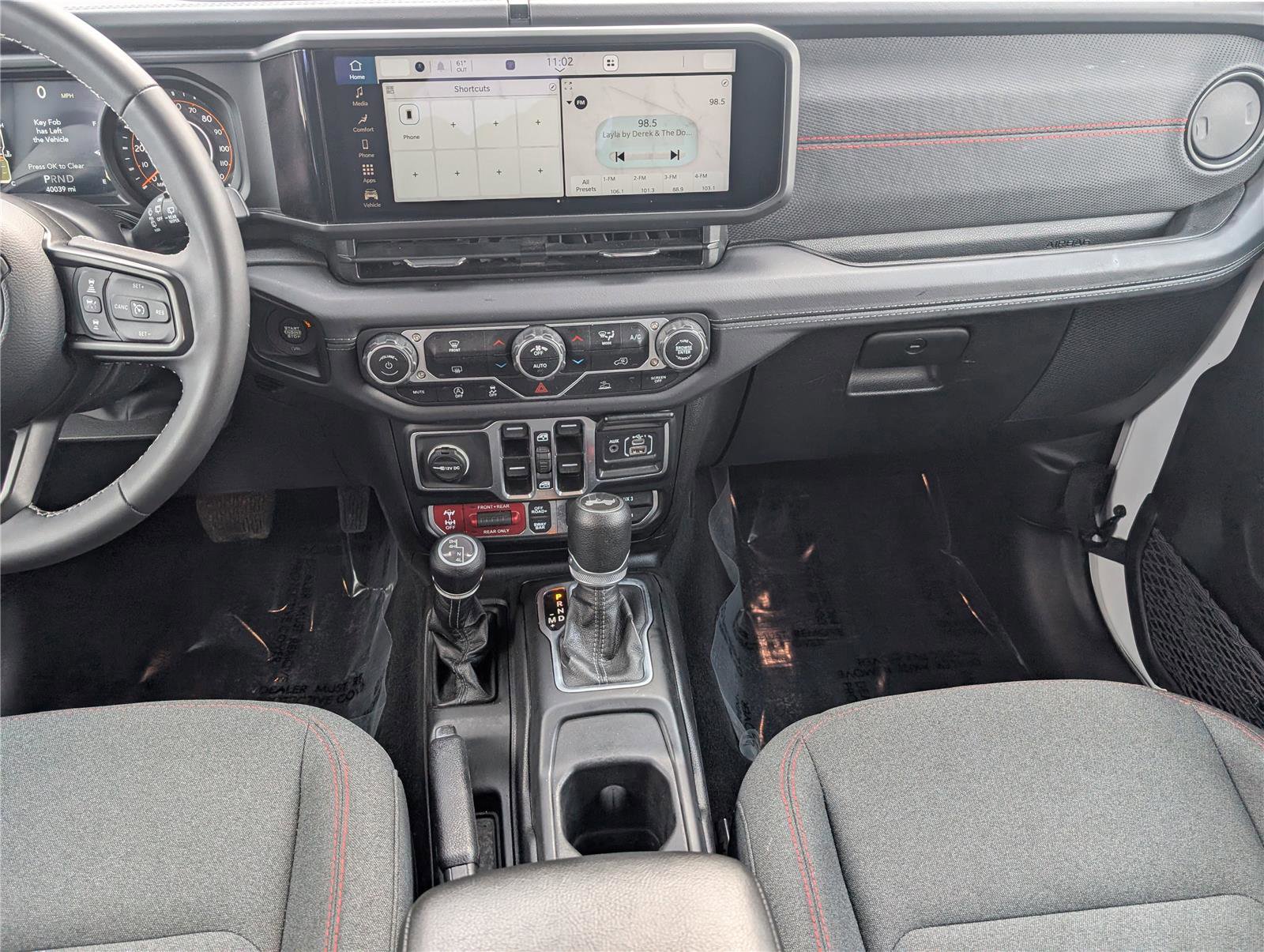 Used 2025 Jeep Wrangler Rubicon image 19