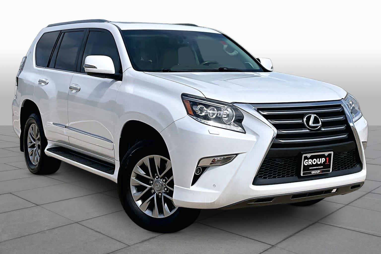 Used 2018 Lexus GX 460 Luxury w/ Preferred Accessory Package AWD/4WD image 3