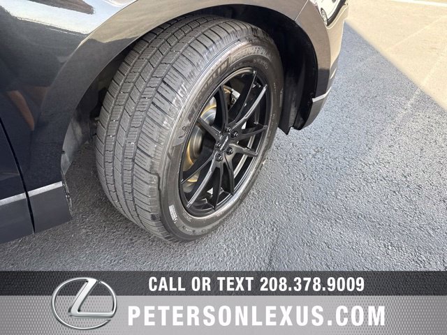 Used 2015 Ford Edge Titanium AWD/4WD image 11