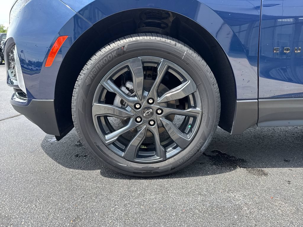 Certified 2023 Chevrolet Equinox RS FWD image 30