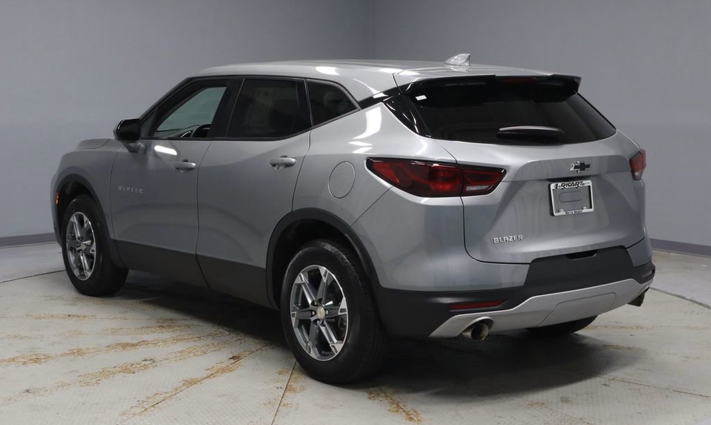 Used 2023 Chevrolet Blazer LT w/ LPO, Floor Liner Package FWD image 8