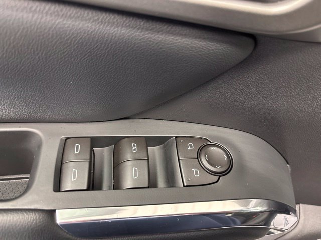 Used 2026 Chevrolet Traverse LT FWD image 32