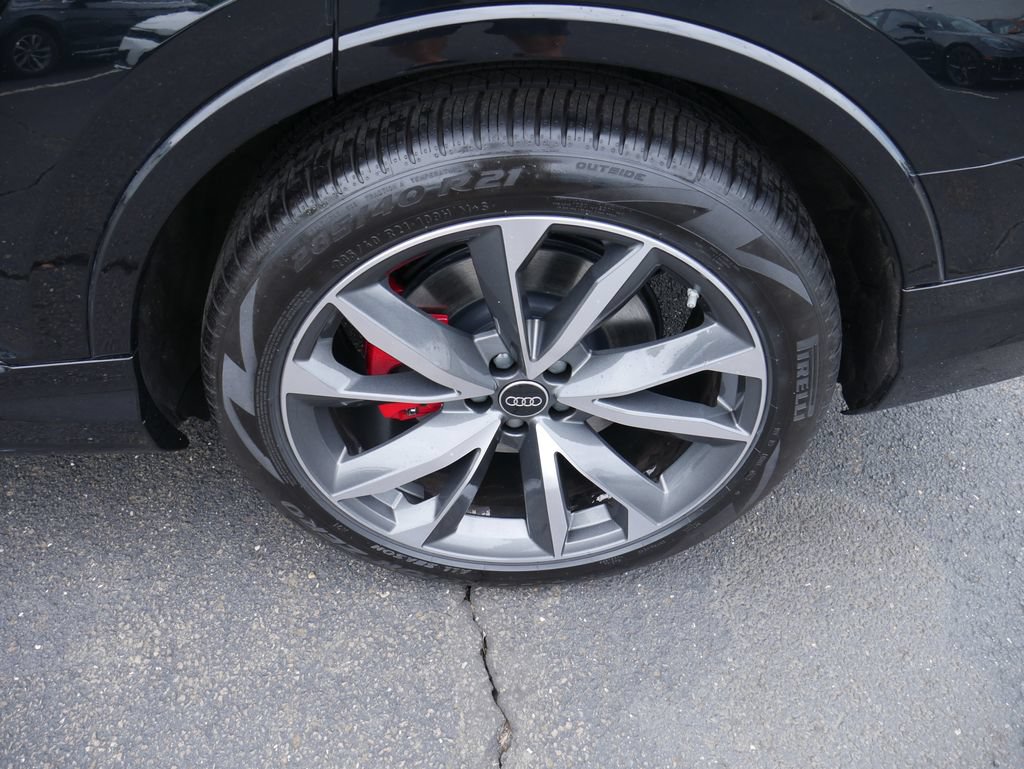 Certified 2023 Audi SQ7 Prestige w/ Prestige Package AWD/4WD image 16
