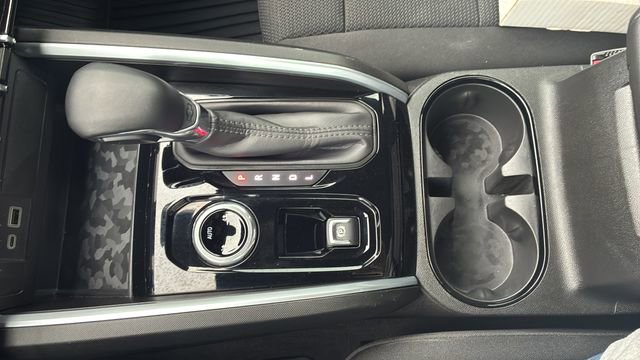 Certified 2024 Chevrolet Colorado LT w/ LT Convenience Package image 25