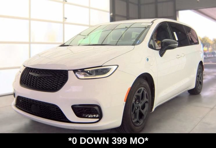 Used 2024 Chrysler Pacifica Limited