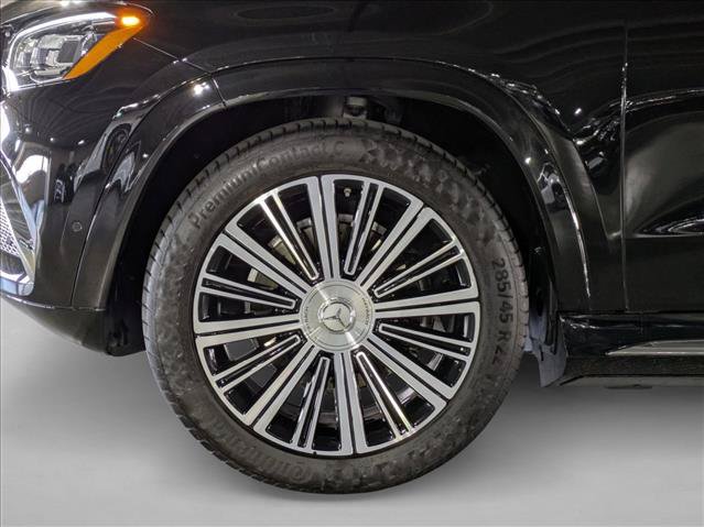 Used 2023 Mercedes-Benz Maybach GLS 600 4MATIC image 28