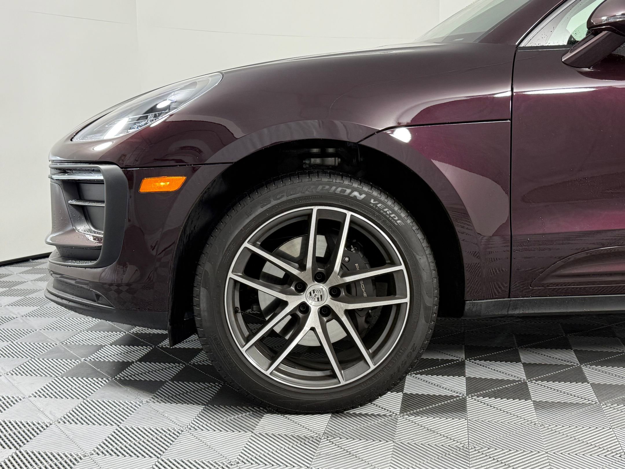 New 2025 Porsche Macan image 12