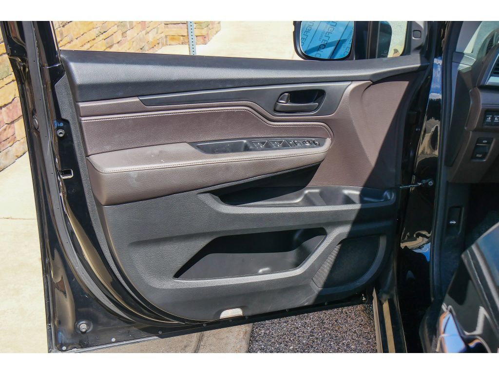 Used 2019 Honda Odyssey EX image 9