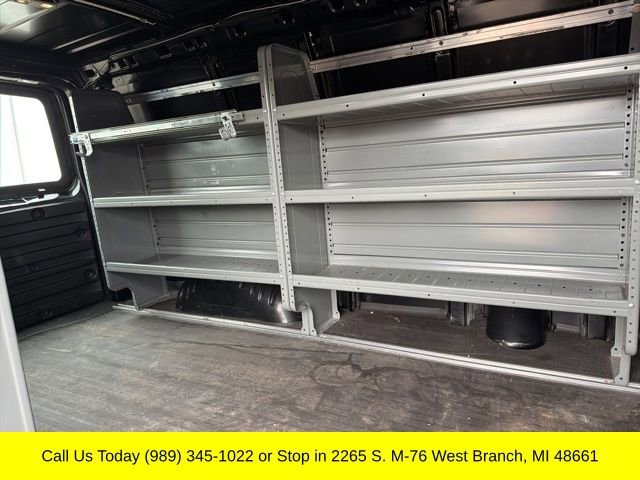 Used 2022 GMC Savana 2500 w/ Communications Package RWD image 34