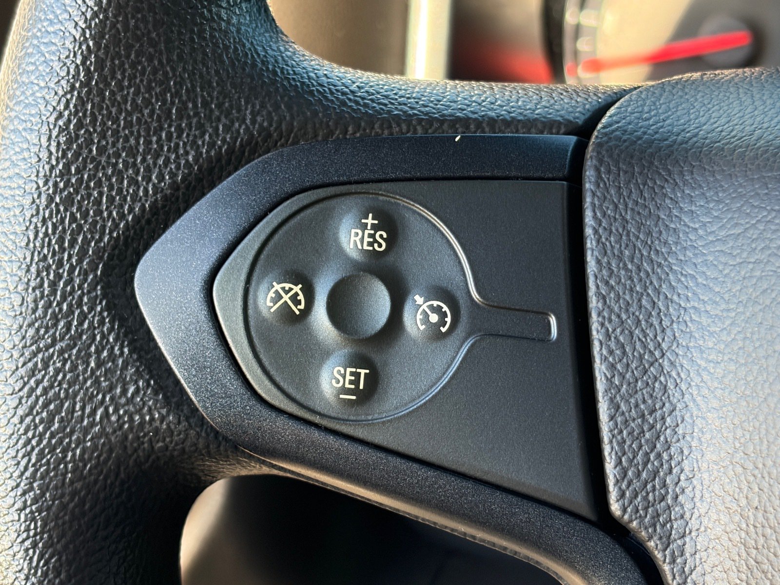 Used 2018 Chevrolet Silverado 1500 Custom w/ Custom Convenience Package RWD image 19