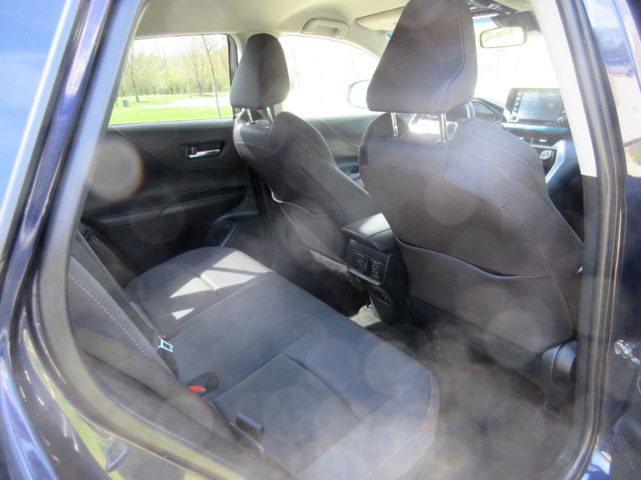 Used 2021 Toyota Venza LE w/ Carpet Mat Package (TMS) AWD/4WD image 38