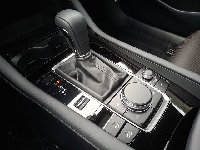New 2026 MAZDA MAZDA3 Hatchback w/Premium Plus Pkg image 16