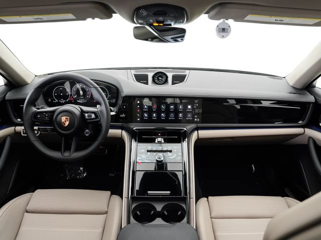 Certified 2025 Porsche Panamera 4 E-Hybrid AWD/4WD image 21