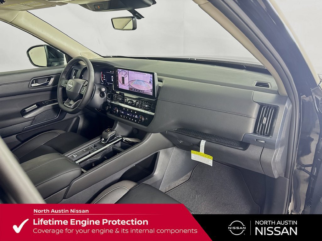 New 2026 Nissan Pathfinder SL w/ SL Premium Package (P04) FWD image 38