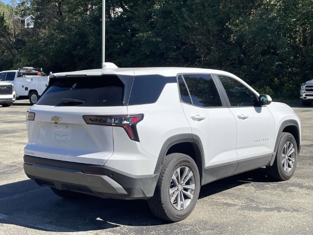 Used 2027 Chevrolet Equinox LT FWD image 3