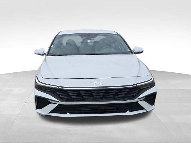 New 2026 Hyundai Elantra SE FWD image 8