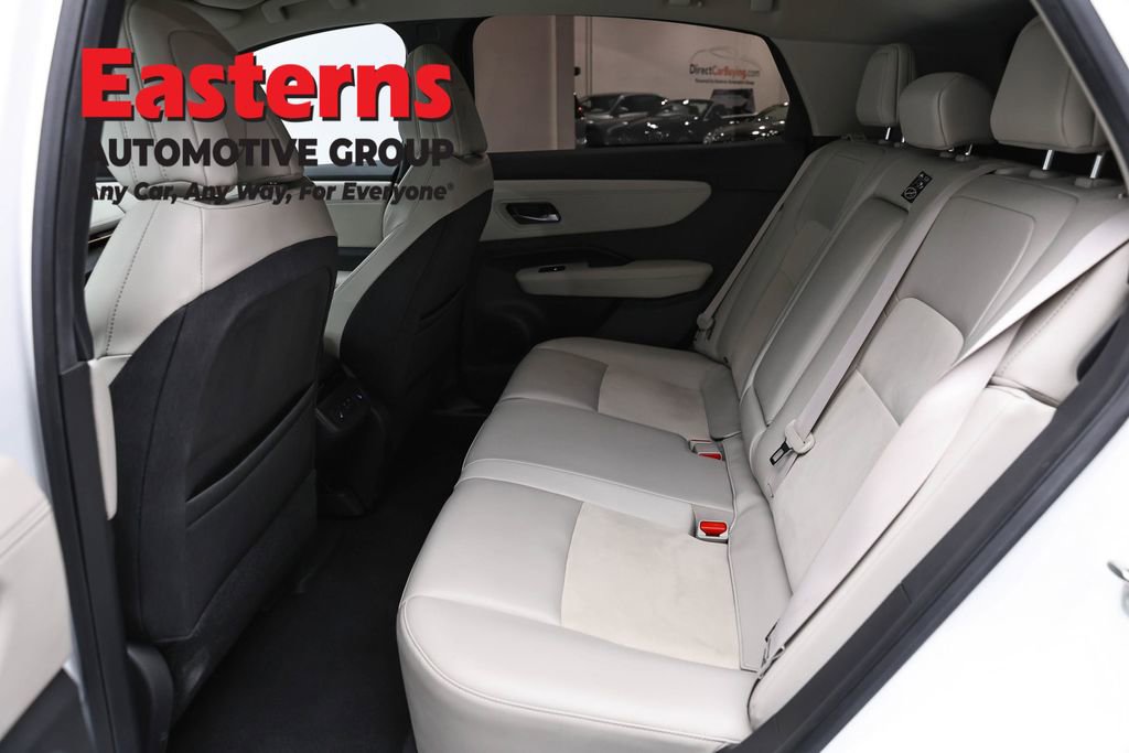 Used 2023 Nissan Ariya FWD image 21