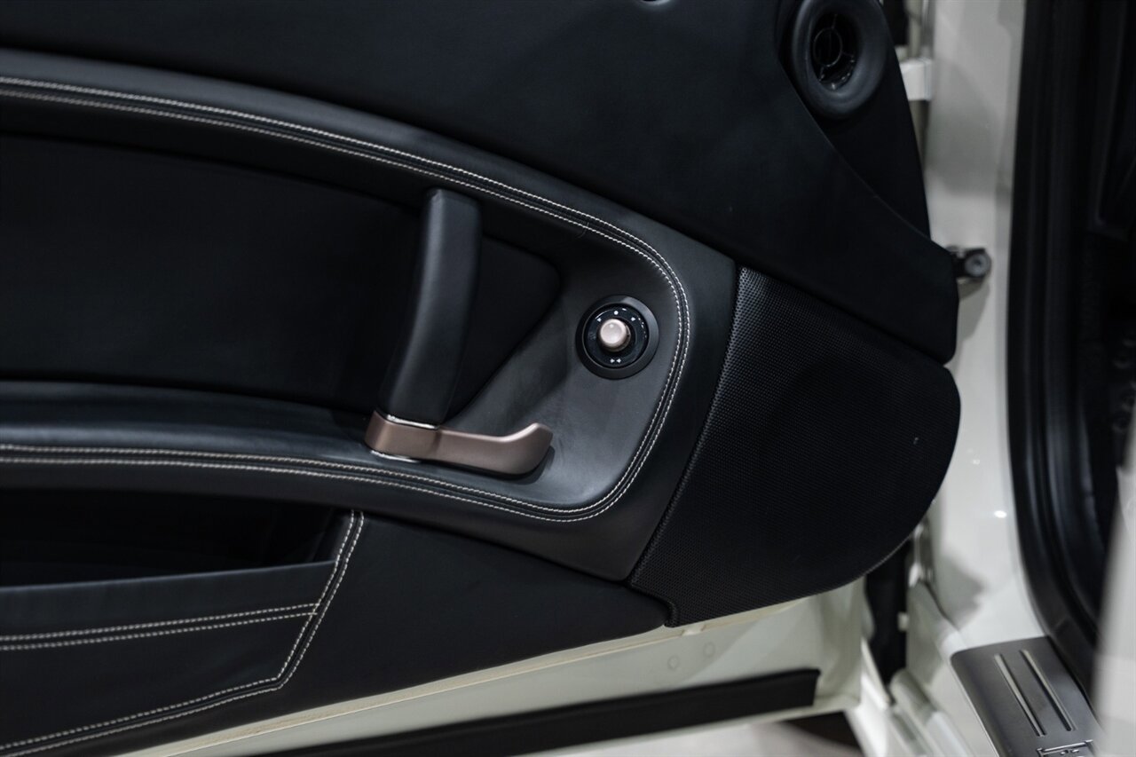 Used 2014 Ferrari California image 29