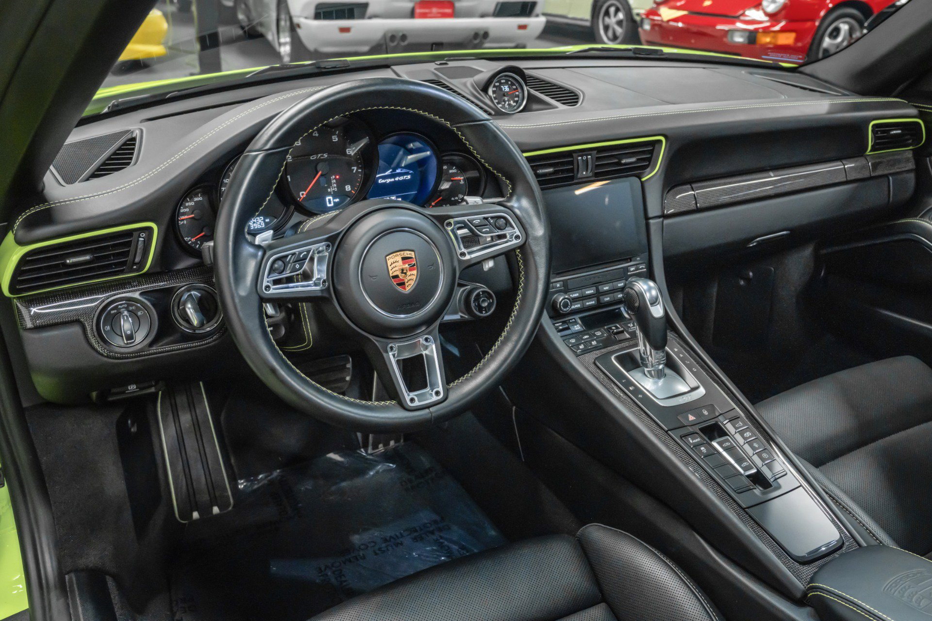 Used 2018 Porsche 911 Targa 4 GTS image 12