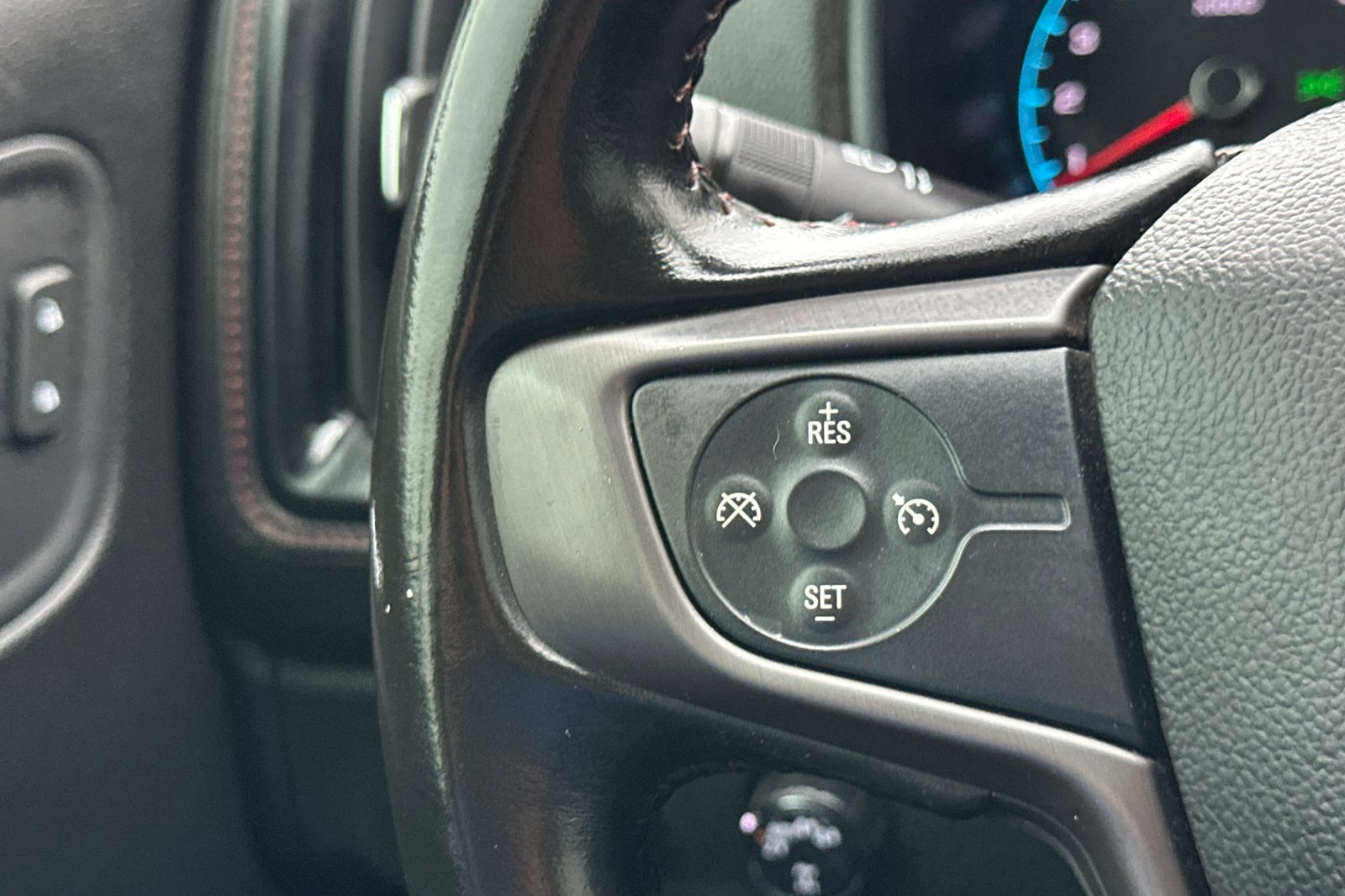 Used 2018 GMC Canyon All Terrain image 33