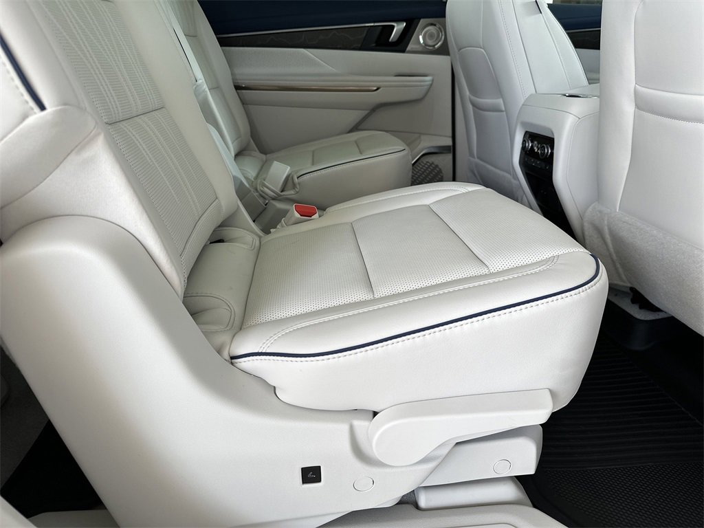 New 2026 Buick Enclave Avenir w/ Super Cruise Package image 37