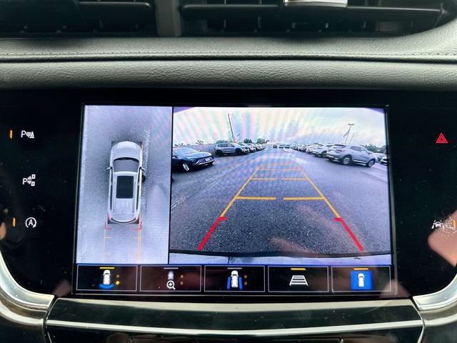 Used 2021 Cadillac XT6 Premium Luxury FWD image 16