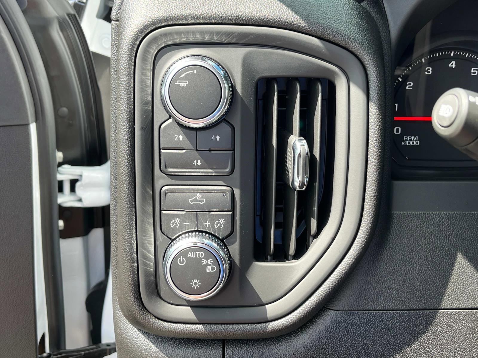 New 2026 GMC Sierra 3500 Pro w/ Convenience Package image 24