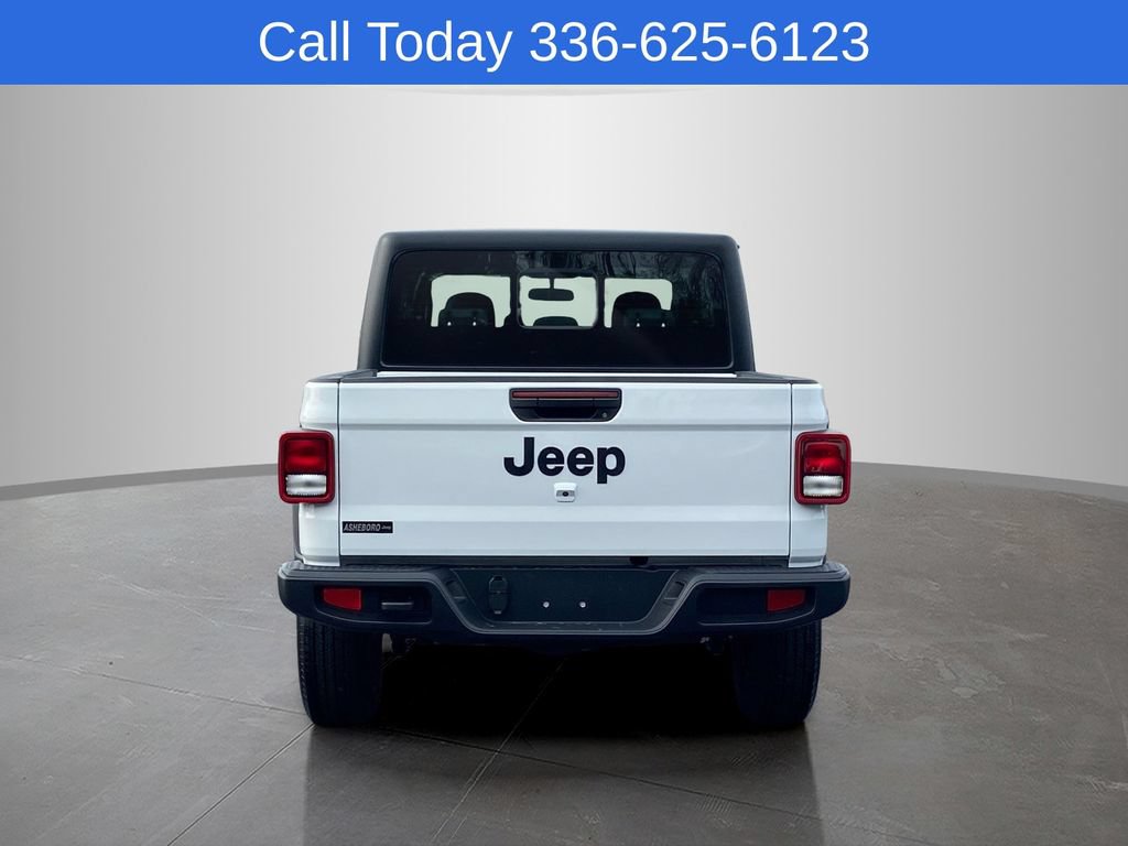 New 2026 Jeep Gladiator Sport AWD/4WD image 8