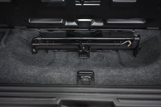 Used 2016 Ford Expedition Limited image 45