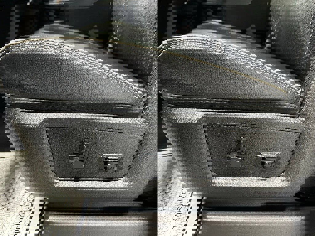 Used 2024 RAM 2500 Laramie image 13