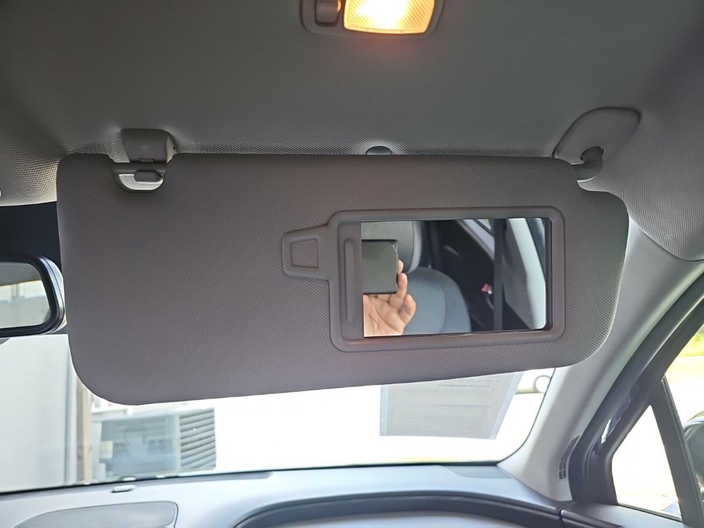 Used 2019 Hyundai Santa Fe SEL FWD image 32