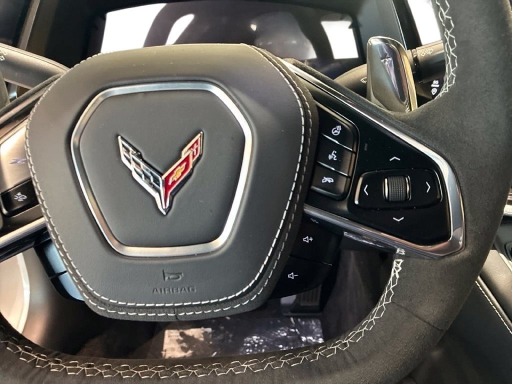 New 2027 Chevrolet Corvette Stingray Convertible w/ Z51 Performance Package RWD image 20