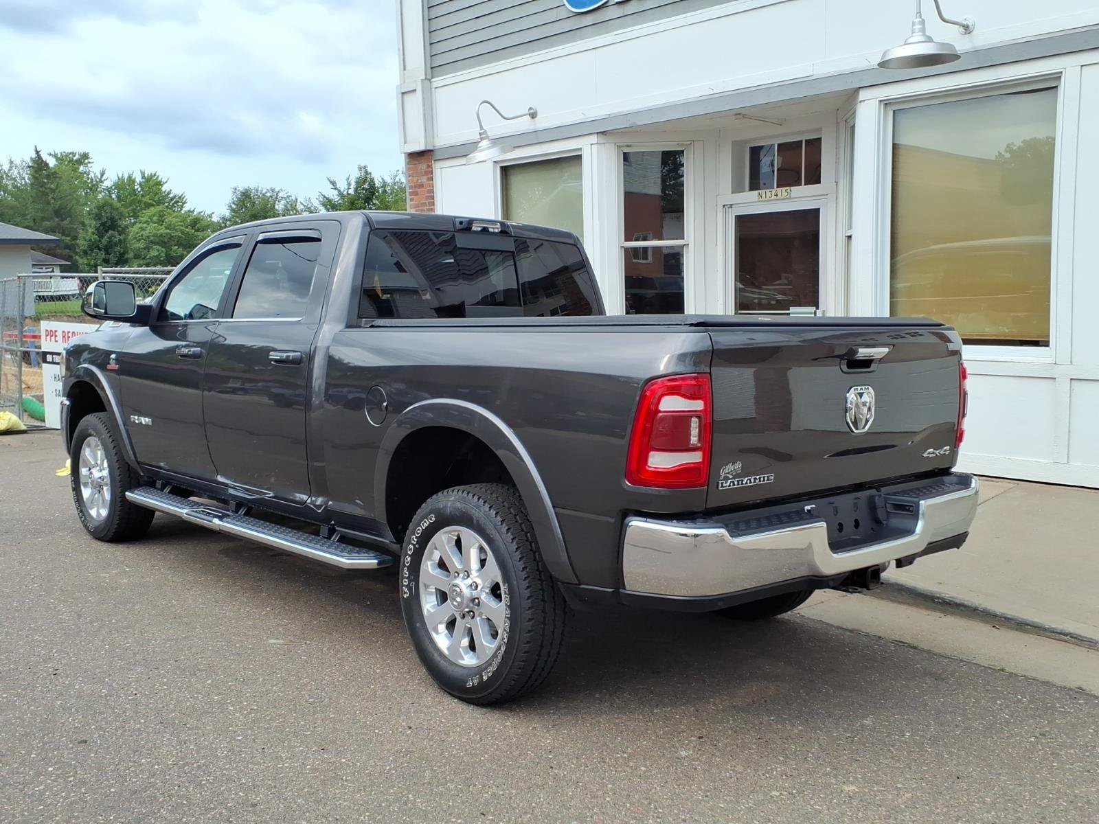 Used 2022 RAM 3500 Laramie AWD/4WD image 8