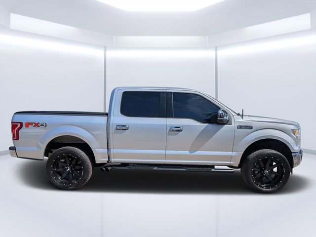 Used 2017 Ford F150 XLT image 2