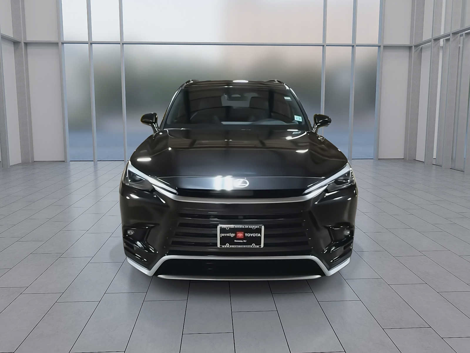 Used 2025 Lexus TX 500h AWD w/ Technology Package image 3