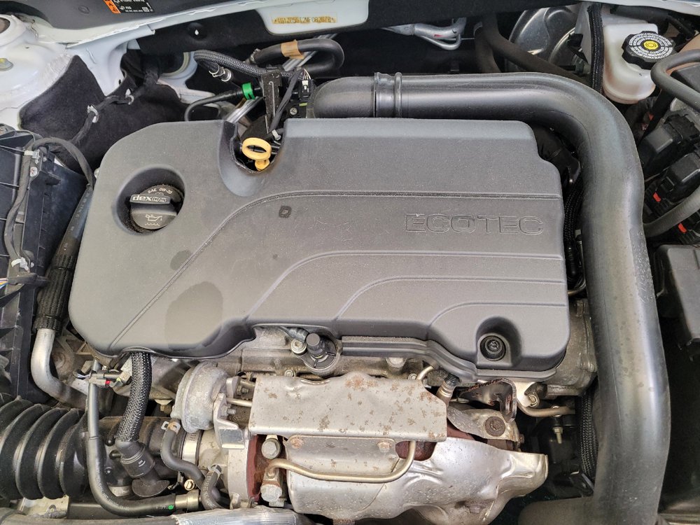 Used 2021 Chevrolet Malibu LT FWD image 30