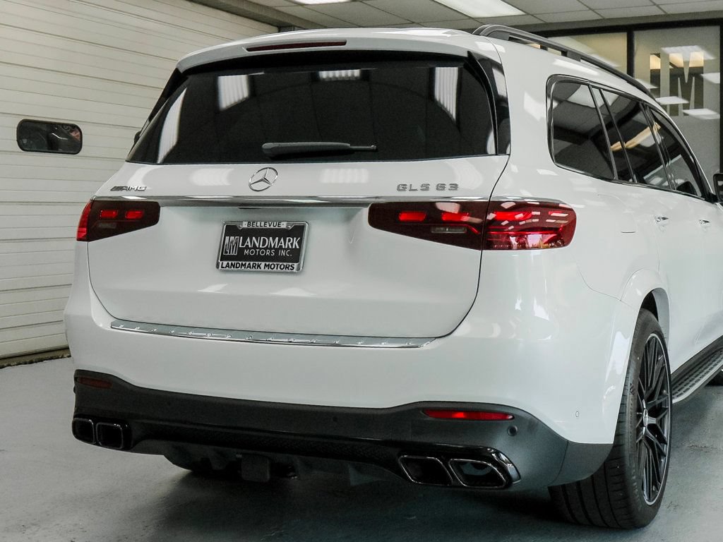 Used 2026 Mercedes-Benz GLS 63 AMG 4MATIC image 46